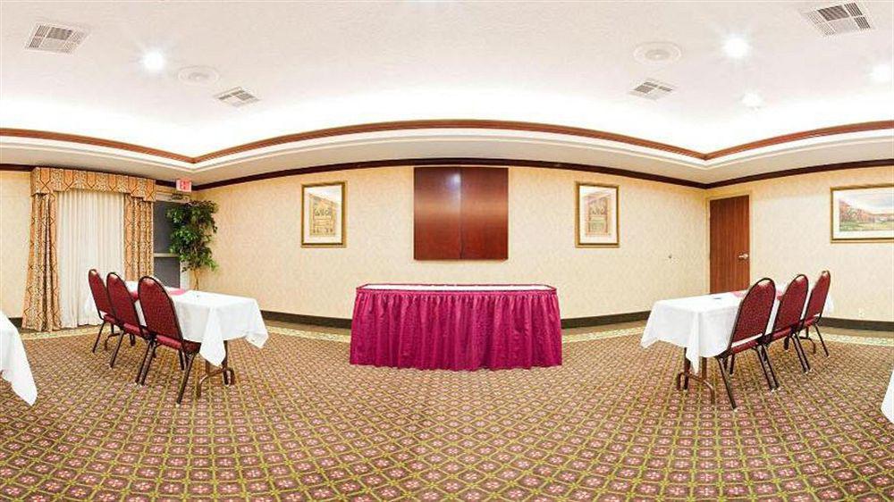 Holiday Inn Express Hotel & Suites Gainesville By Ihg Экстерьер фото
