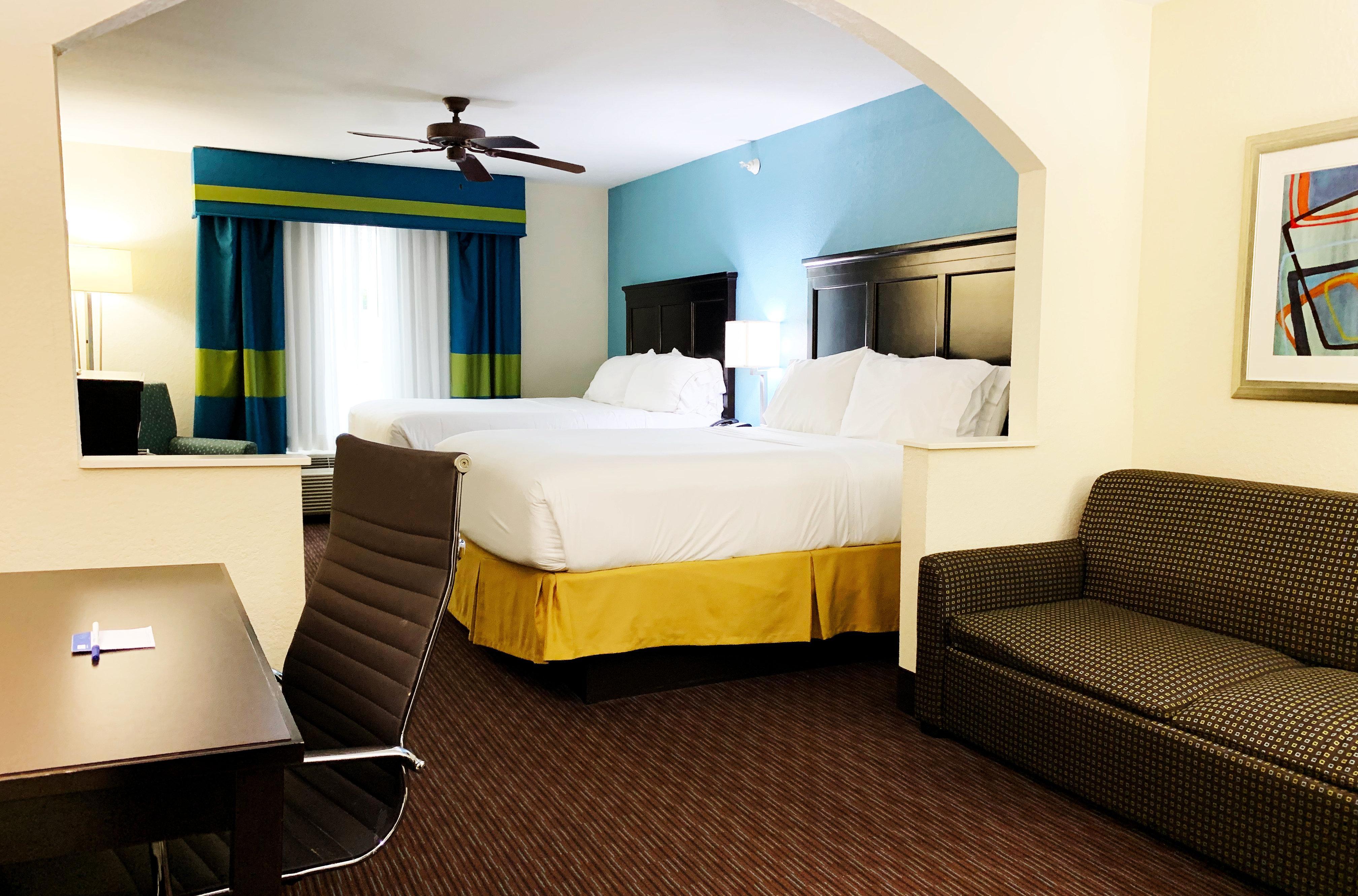 Holiday Inn Express Hotel & Suites Gainesville By Ihg Экстерьер фото