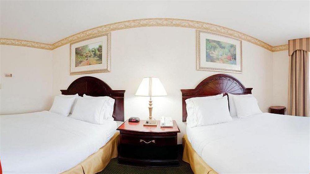 Holiday Inn Express Hotel & Suites Gainesville By Ihg Экстерьер фото