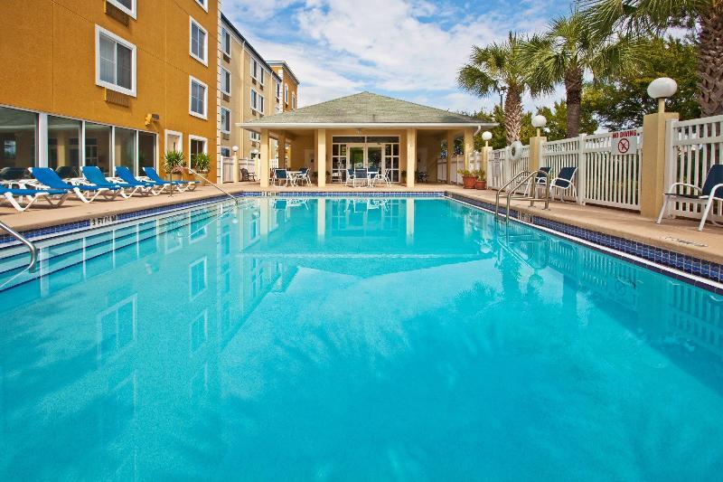 Holiday Inn Express Hotel & Suites Gainesville By Ihg Экстерьер фото